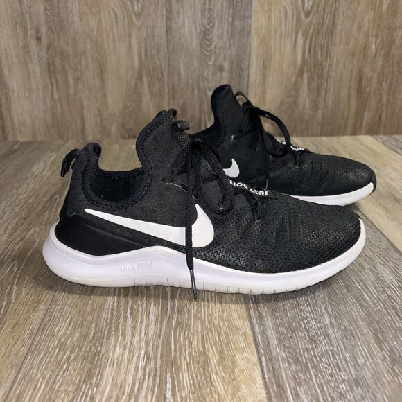 Nike Free TR 8 Women's US Size 8 Black White 942888-001 Running Sneaker Shoes - Picture 1 of 11